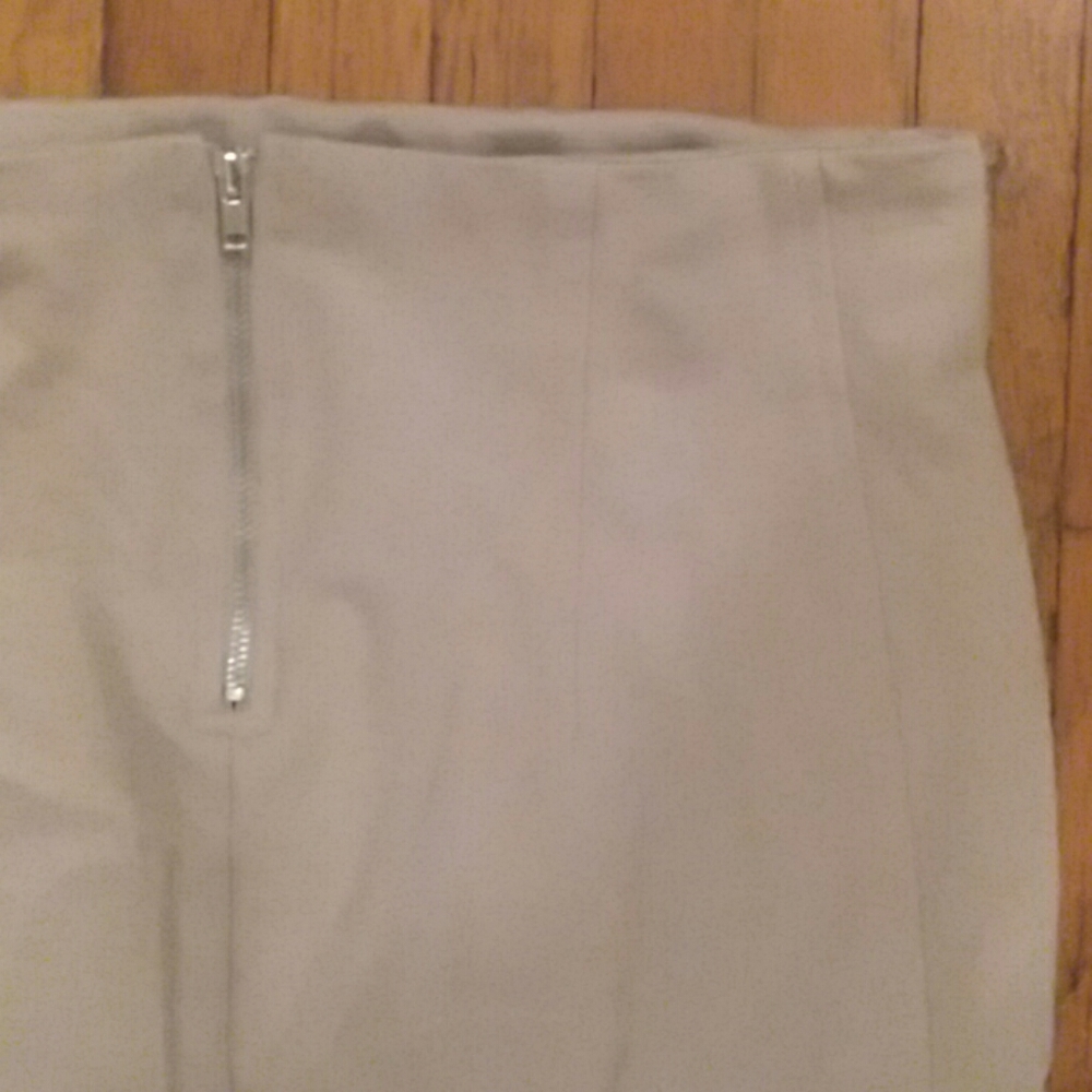 Foreighn Exchange Pencil Skirt - Picture 5 of 8